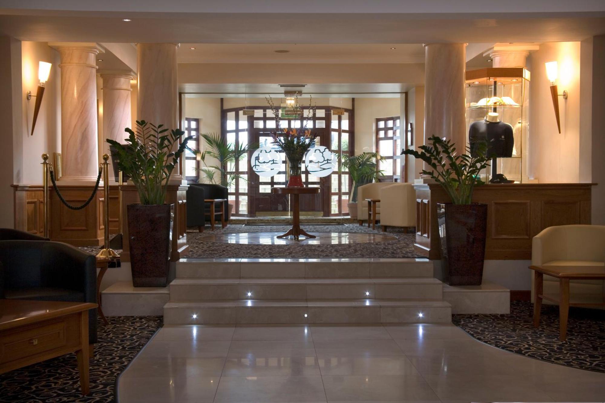 Bryn Meadows Golf, Hotel & Spa Blackwood  Ngoại thất bức ảnh